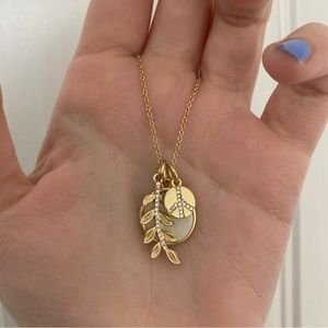 NEVER WORN Spartina Gold Necklace